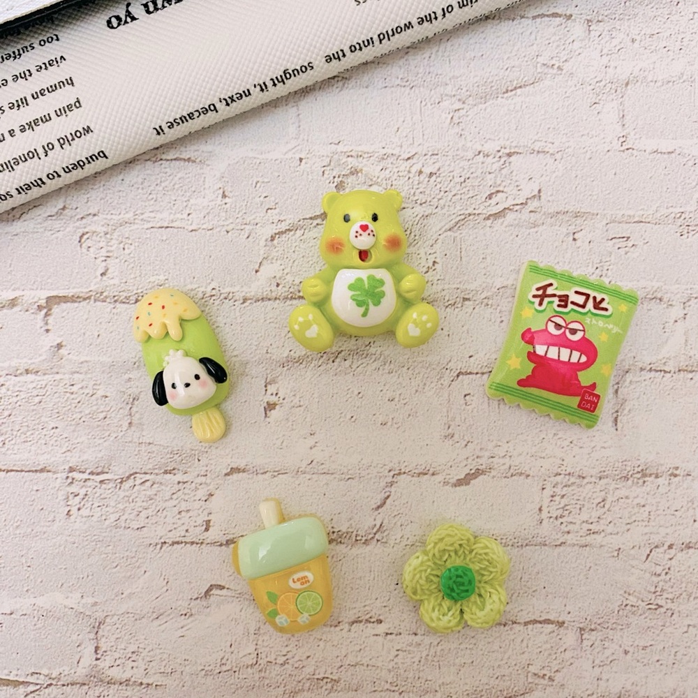 Croc charms